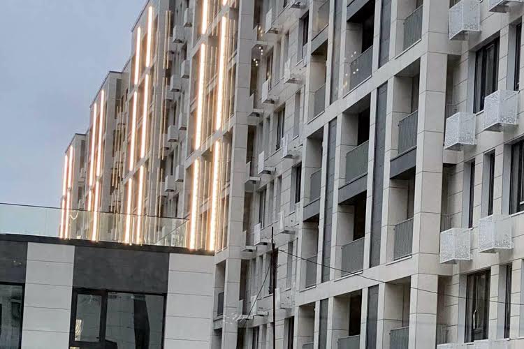 Продам квартиру Бульварно -Кудрявская, 15а, Шевченківський р-н, Київ, Золоті Ворота (M)  2 кімнати, 14 поверх 19-пов.  220 000 $