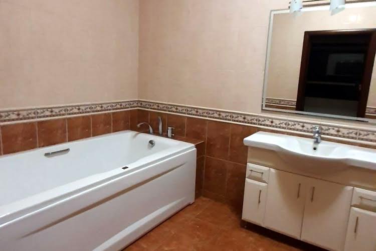 Продам квартиру Просп. Героев Сталинграда, 6Б к.1, Оболонський р-н, Київ, Оболонь (M)  3 кімнати, 10 поверх 15-пов., бетонно монолітний  390 000 $