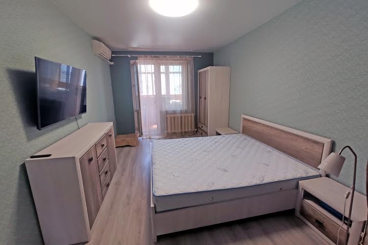 Продам квартиру Бориса Гмирі вул., 1/2, Дарницький р-н, Київ,  3 кімнати, 11 поверх 16-пов., бетонно монолітний  120 000 дол США  1 044 грн/м²