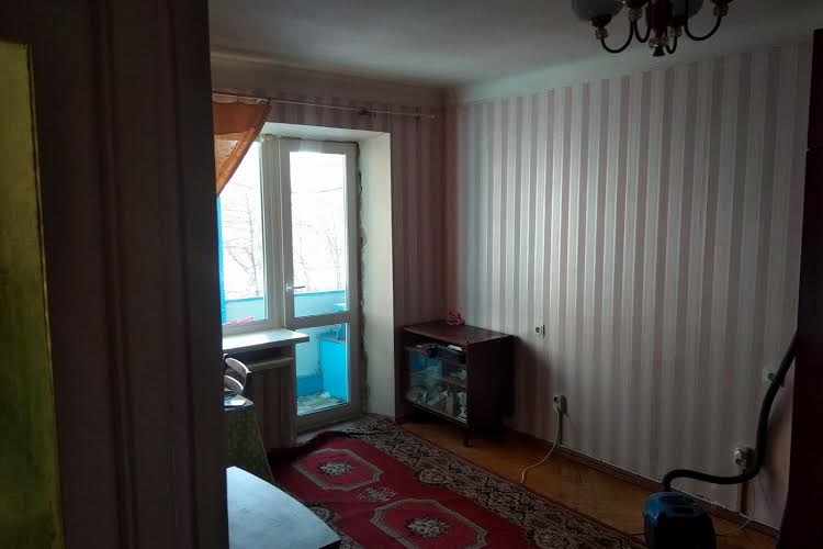 Продам квартиру Доброхотова академіка вул., 4, Святошинський р-н, Київ  1 кімната, 5 поверх 5-пов., стара цегла  41 500 $ 