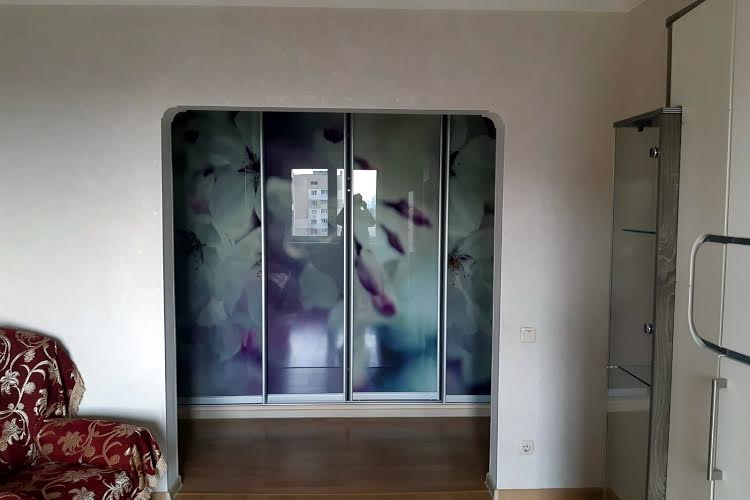 Продам квартиру Краківська вул., 13 в, Дніпровський р-н, Київ, Дарниця (M)  1 кімната, 11 поверх 22-пов., бетонно монолітний  76 000 $  1 520 $/м²