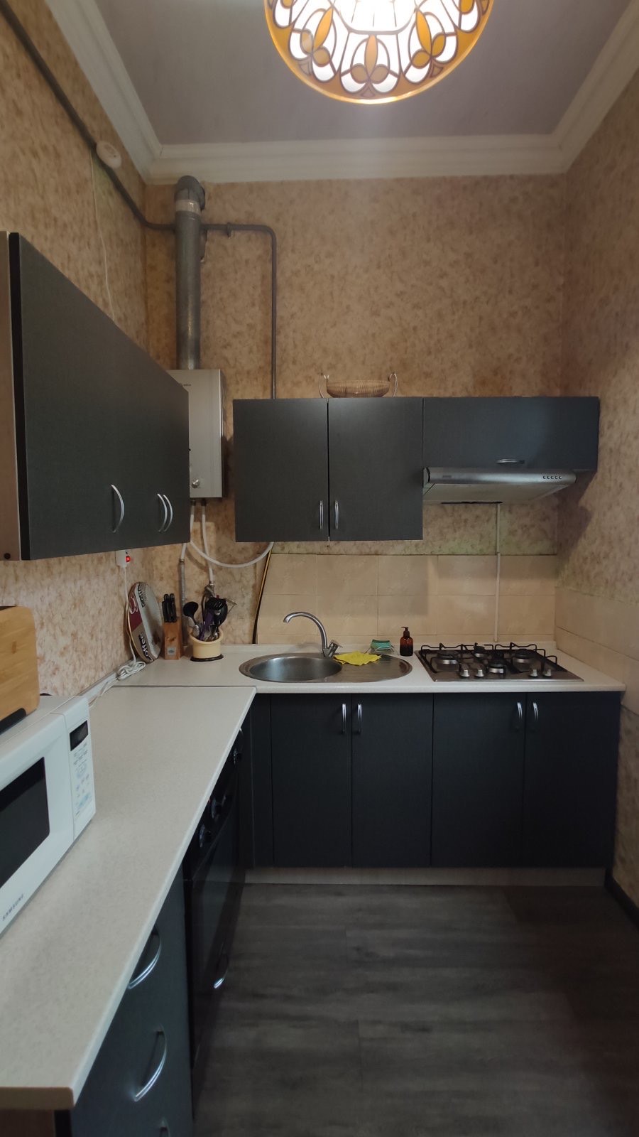 Продажа двухкомнатной квартиры возле метро Демеевская (1 минута)
